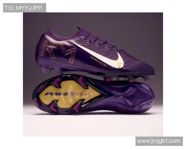 国际足球巨星专属鞋款设计图纸解析与创新理念探讨