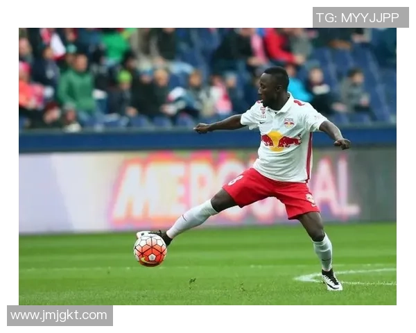 足球球星形象管理策略研究与实践探索:打造全方位个人品牌的路径与挑战 足球球星形象管理策略研究与实践探索:打造全方位个人品牌的路径与挑战