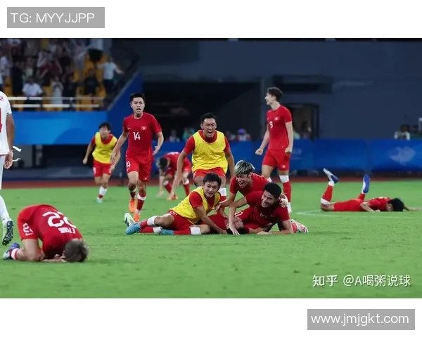 从球星战靴看绿茵风云揭秘顶级足球鞋背后的速度与激情