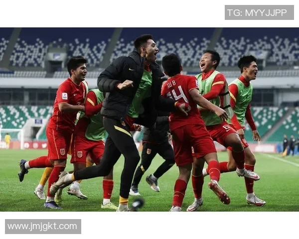 中国足球新星崛起:年轻球员引领中国足球未来发展新潮流 中国足球新星崛起:年轻球员引领中国足球未来发展新潮流