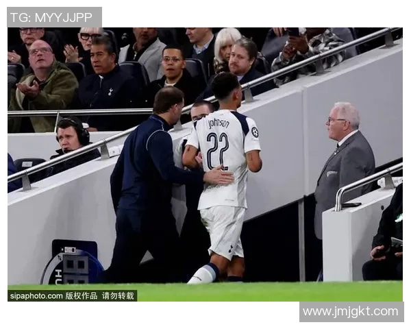 足球巨星因伤痛经历截肢仍以坚毅精神感动无数球迷